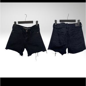 AMERICAN EAGLE NEXT LEVEL STRETCH BLACK SHORT. SIZE 6